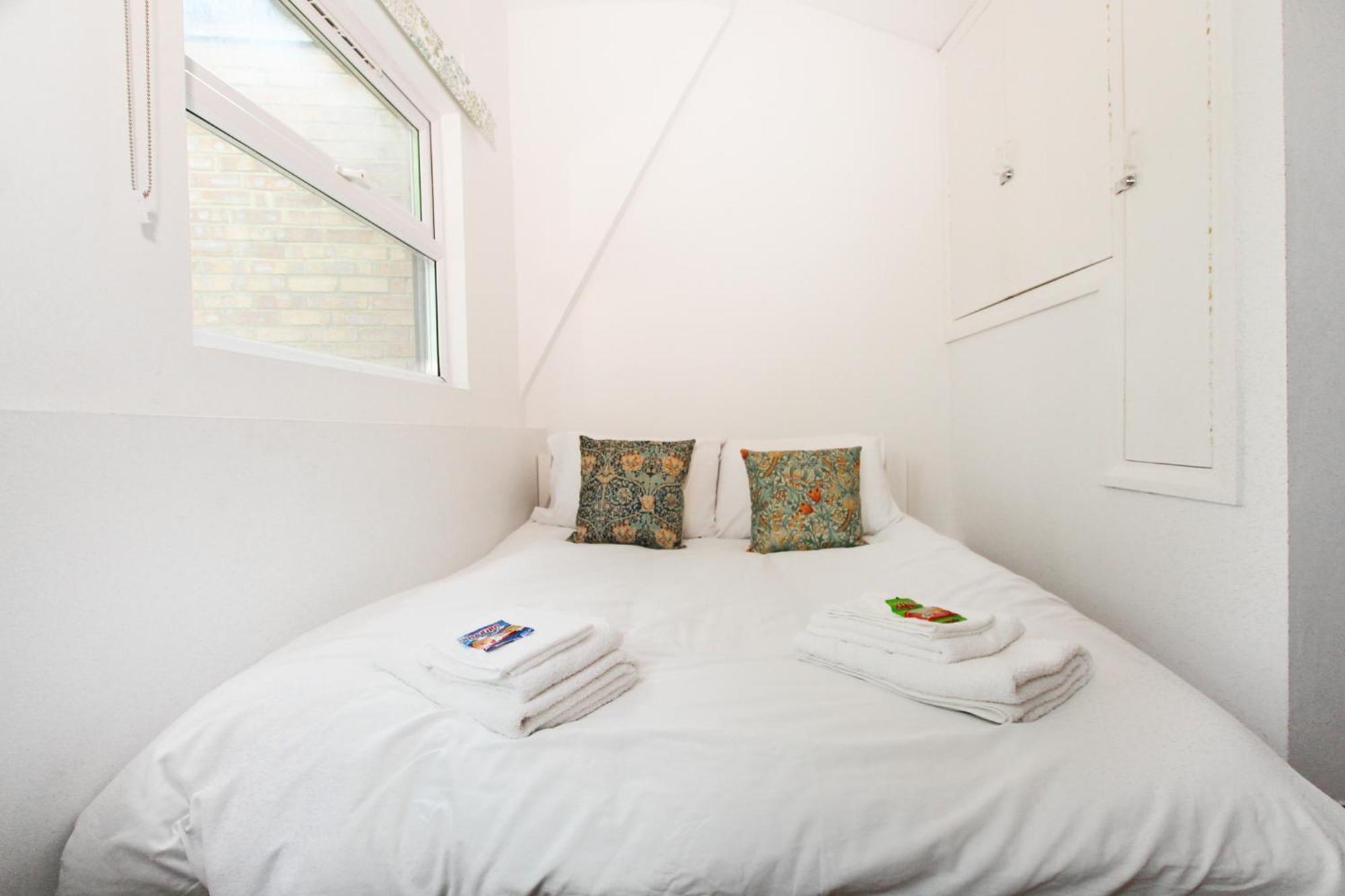 Two Bedroom In Islington Лондон Экстерьер фото